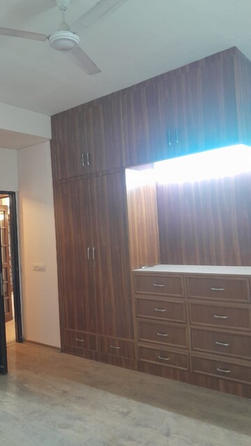 Master Bedroom in 3 BHK Villa at Unitech Deerwood Chase, Nirvana Country – for Rent