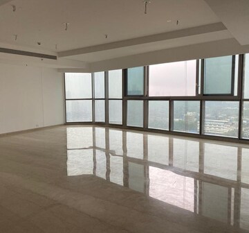 Room in 4 BHK Apartment at Bombay Realty One ICC, Dadar East – for Rent