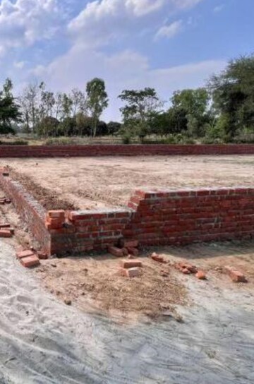  Plot For Sale in Yamuna Expressway