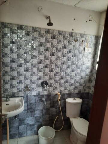 Attached Bathroom in 3 BHK Independent House at Nand Vihar I, Khatipura – for Rent