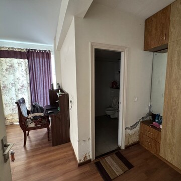Room in 4 BHK Apartment at Anant Raj Maceo, Sector 91 – for Sale