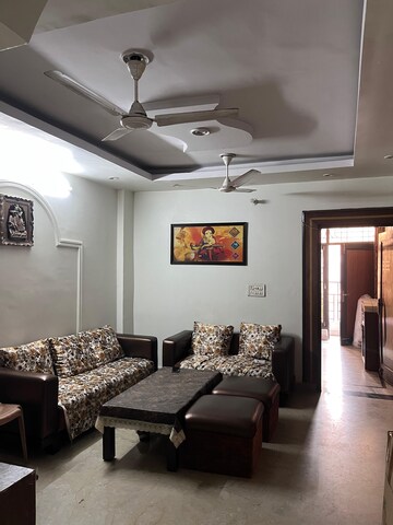 Living Room in 3 BHK Builder Floor at Shahdara – for Rent