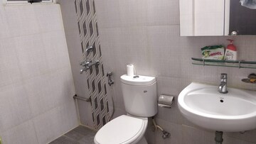 Attached Bathroom in 1.5 BHK Apartment at ABCZ East Avenue, Sector 73 – for Rent