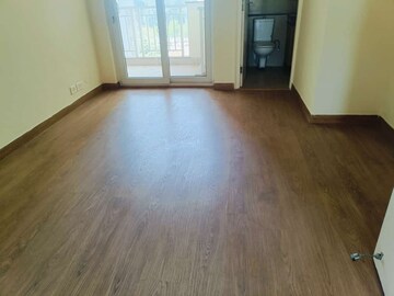 Room in 3 BHK Apartment at Umang Winter Hills, Sector 77 – for Rent