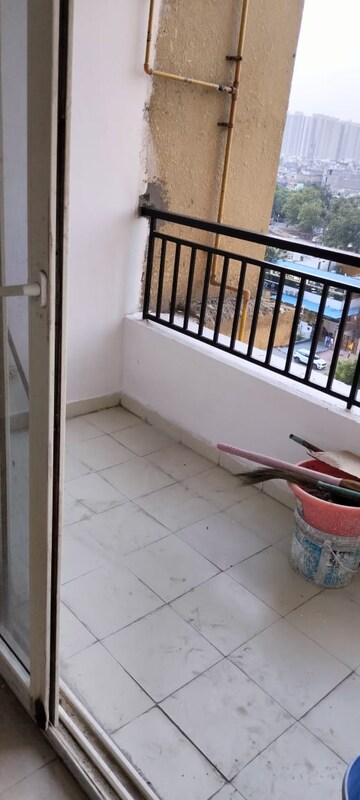 Balcony in 2.5 BHK Apartment at Amrapali Golf Homes, Sector 4, Greater Noida – for Sale