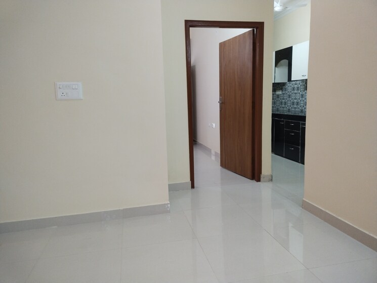 Room, sector 30 1 Bedroom 900 Sq.Ft. Builder Floor In Sector 30 Gurgaon 7920550