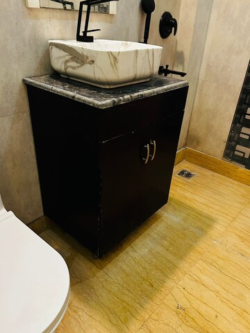 Attached Bathroom in 3 BHK Apartment at South Delhi – for Rent