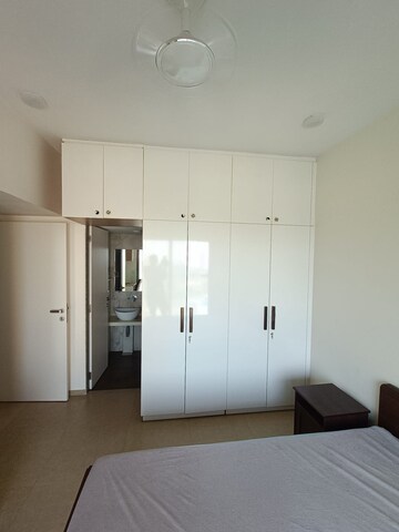 Room in 1 BHK Apartment at Kanakia Silicon Valley, Powai – for Rent