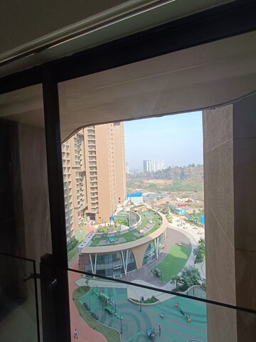 Bedroom in 1 BHK Apartment at Kanakia Silicon Valley, Powai – for Rent