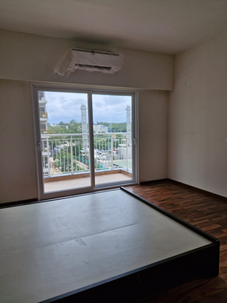 Room, lnt-raintree-boulevard 4 Bedroom 2500 Sq.Ft. Apartment In Hebbal Bangalore 7920567