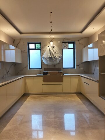 Kitchen in 3 BHK Builder Floor at Ansal Sushant Lok I, Sector 43 – for Sale