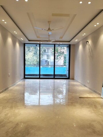 Room in 3 BHK Builder Floor at Ansal Sushant Lok I, Sector 43 – for Sale