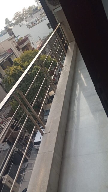Master Bedroom in 3 BHK Builder Floor at Greater Kailash I – for Rent