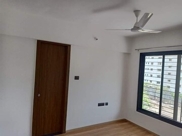 Room in 3 BHK Apartment at Unique Legacy, Keshav Nagar – for Rent