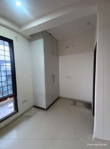 Master Bedroom in 2 BHK Independent House at Jaypee Kensington Park Plot Ph II, Sector 133 – for Rent