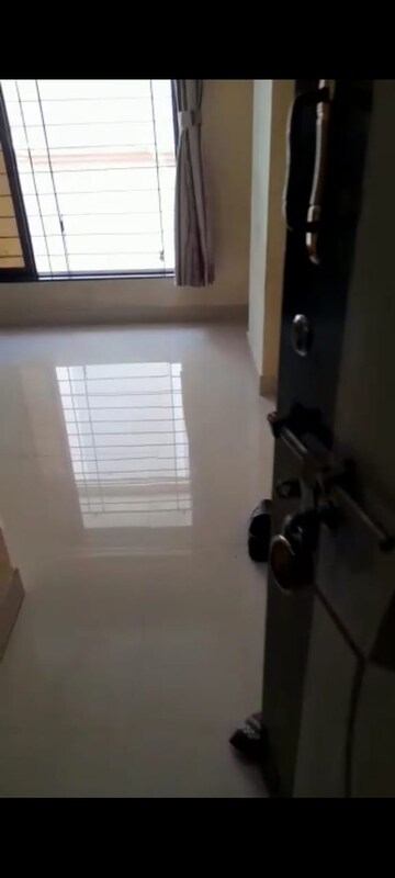 Master Bedroom in Studio Apartment at Rashi Tower, Goregaon East – for Sale