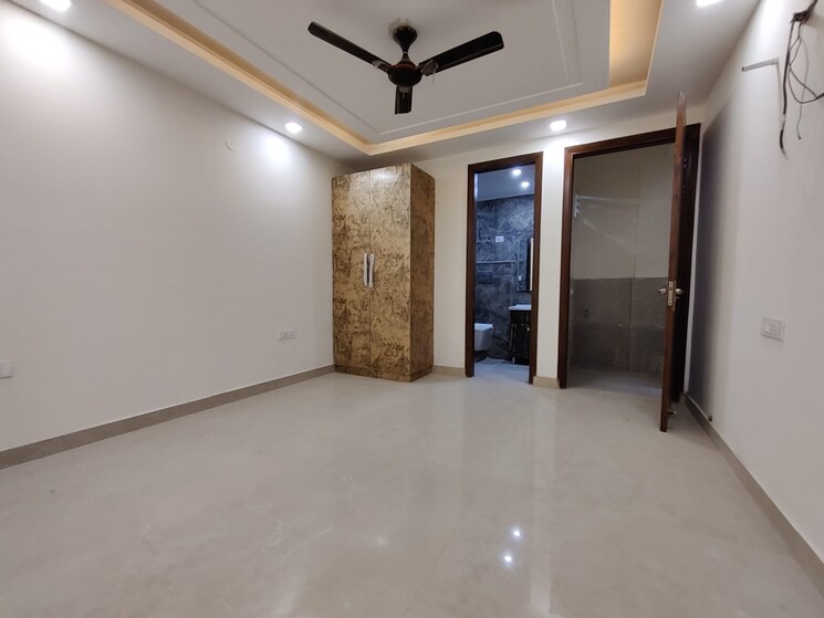 Room, palm-residency-chhatarpur 4 Bedroom 220 Sq.Yd. Builder Floor In Chattarpur Delhi 7920727