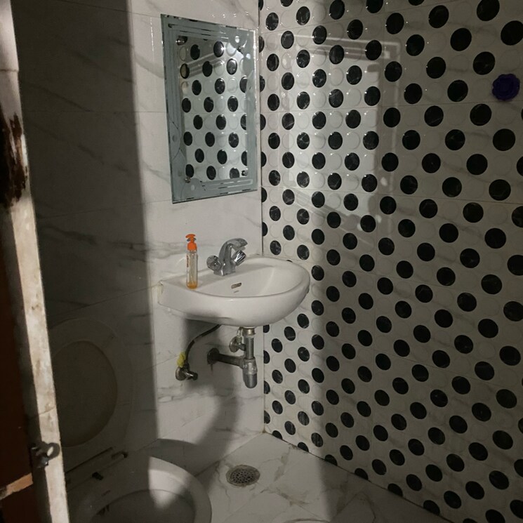 Bathroom, chandigarh-citi-center 1 Bedroom 510 Sq.Ft. Apartment In Vip Road Zirakpur 7920738