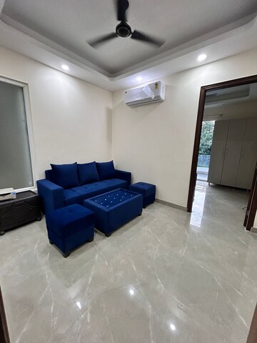 Bedroom in 1 BHK Builder Floor at Sector 40 – for Rent