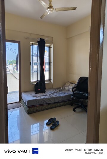 Room in 2 BHK Apartment at Halasuru – for Rent