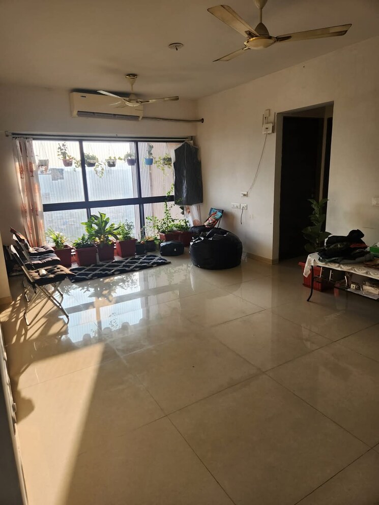 Room, mohan-park 1 Bedroom 540 Sq.Ft. Apartment In Khadakpada Thane 7920833