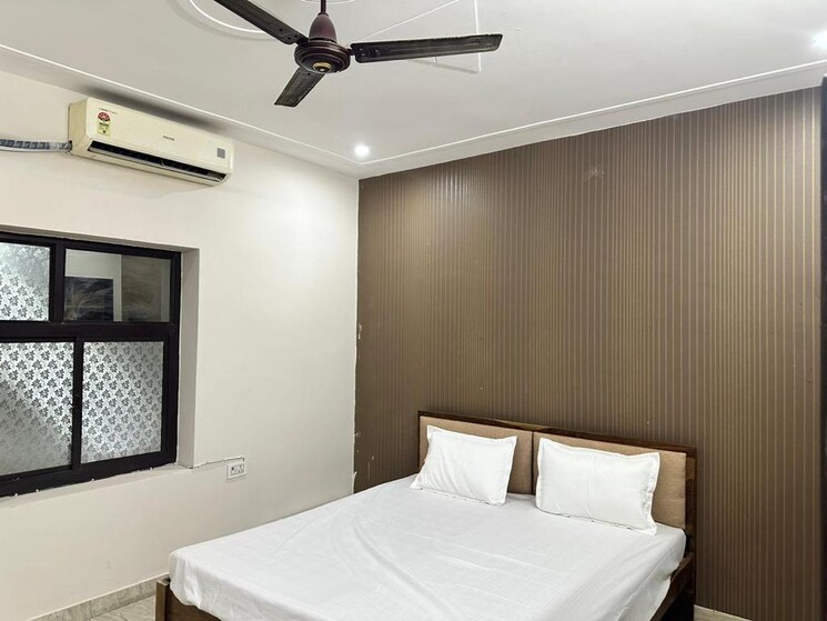 Bedroom, sector 27 2 Bedroom 1450 Sq.Ft. Builder Floor In Sector 27 Gurgaon 7920921