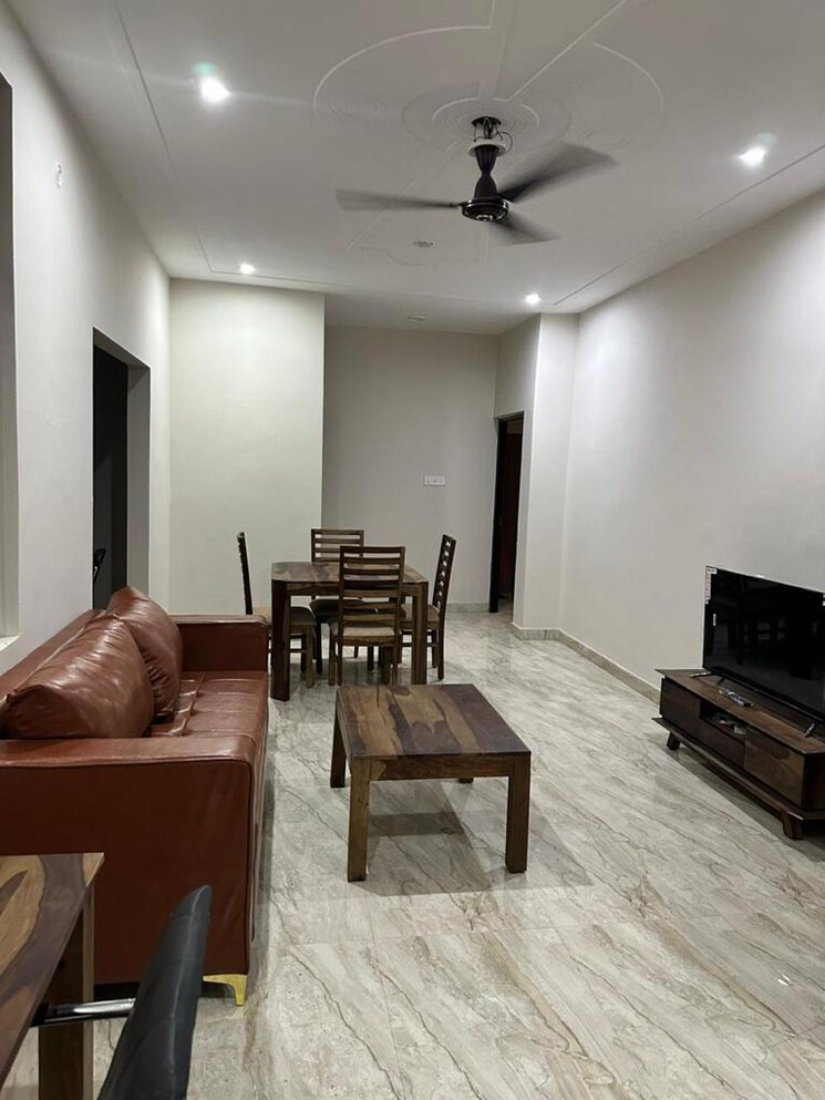 Living Room, sector 27 2 Bedroom 1450 Sq.Ft. Builder Floor In Sector 27 Gurgaon 7920921