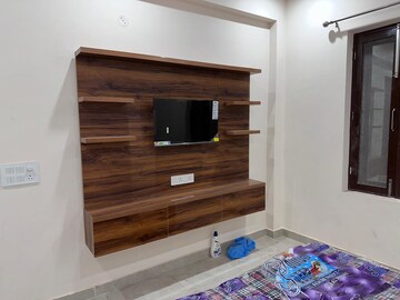 Room in 1 BHK Builder Floor at Sector 40 – for Rent