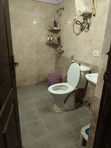 Master Bedroom in 2 BHK Apartment at Aims Golf City, Sector 75 – for Rent