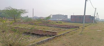  Plot – Exterior View View at Jankipuram Extension - for Sale