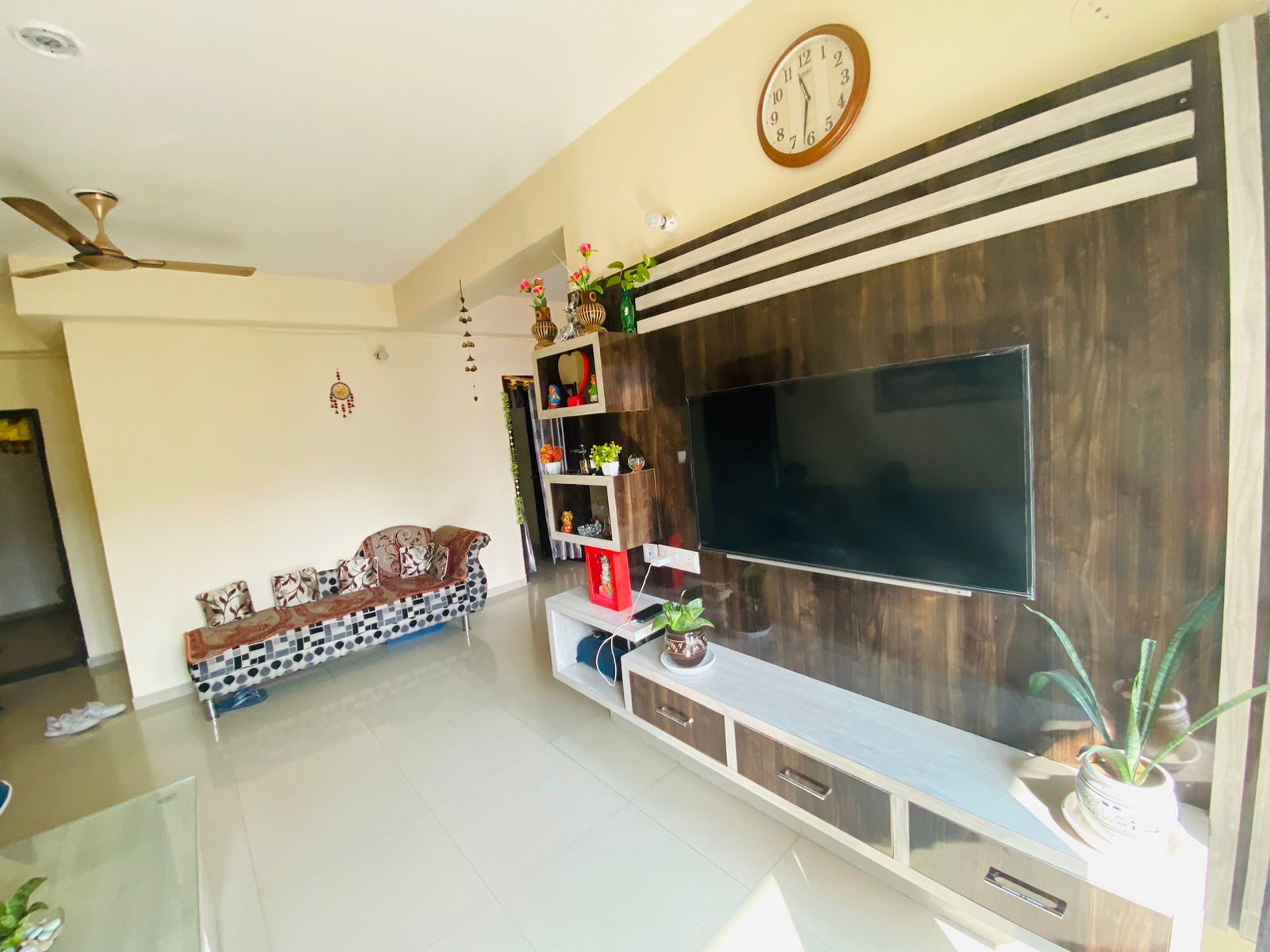 4 BHK + Servant Room Apartment For Sale in Windsor Paradise 2