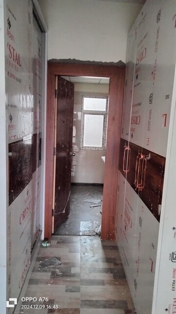 Kitchen in 4 BHK Apartment at VVIP Mangal, Raj Nagar Extension – for Rent