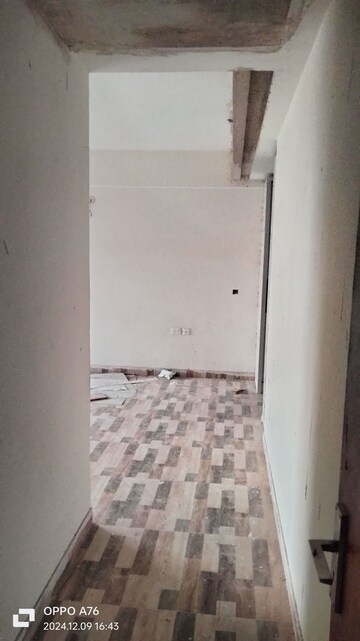 Bathroom in 4 BHK Apartment at VVIP Mangal, Raj Nagar Extension – for Rent