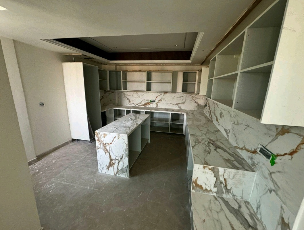 3.5 BHK + Extra Room Apartment For Sale in Azeagaia Botanica