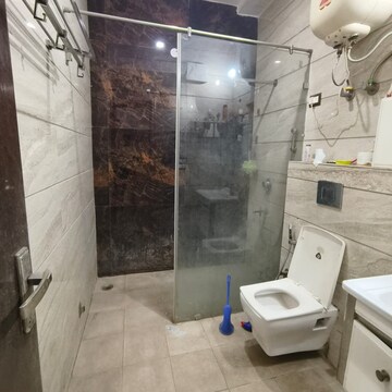 Bathroom in 2 BHK Builder Floor at Palam Vihar Residents Association, Palam Vihar – for Rent