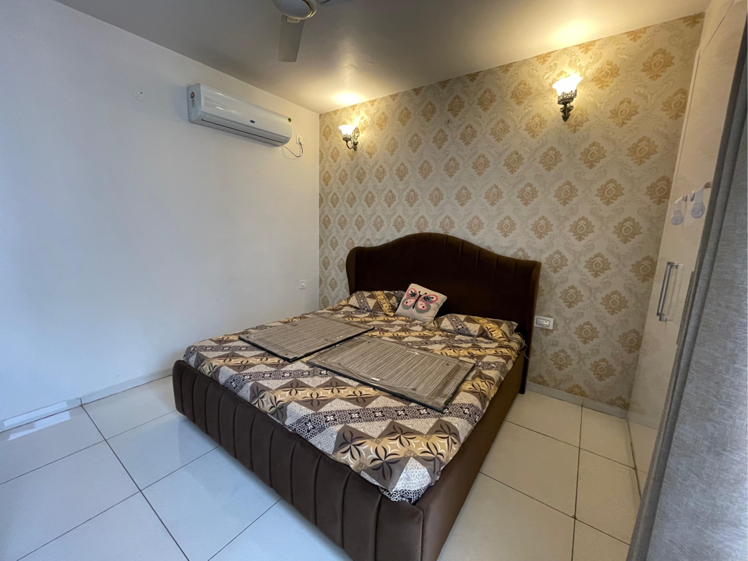 3 BHK + Pooja Room Apartment For Sale in Motiaz Royal Citi