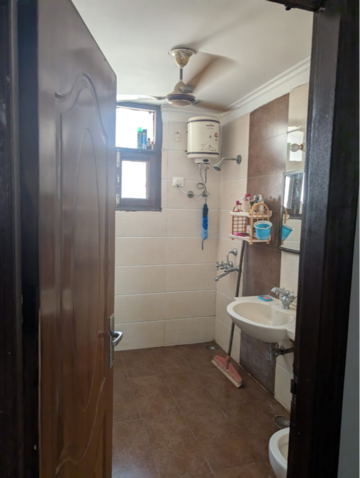 Bathroom in 3 BHK Apartment at MP Metro Towers, Dhakoli Village – for Sale