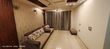 Bedroom in 3 BHK Builder Floor at Auram Floor, South City 2 – for Sale