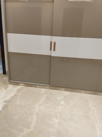Master Bedroom in 3 BHK Builder Floor at Paschim Vihar – for Rent