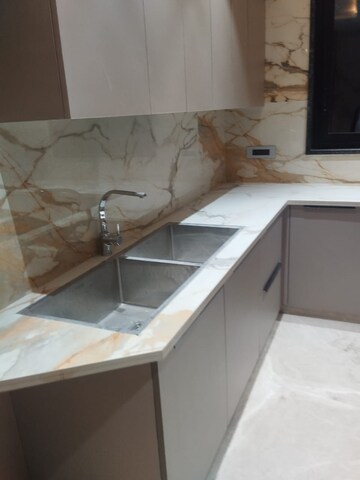 Master Bedroom in 3 BHK Builder Floor at Paschim Vihar – for Rent