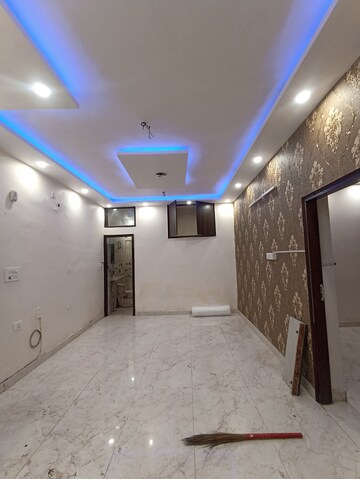 Building Lobby in 2.5 BHK Apartment at Paschim Vihar – for Rent