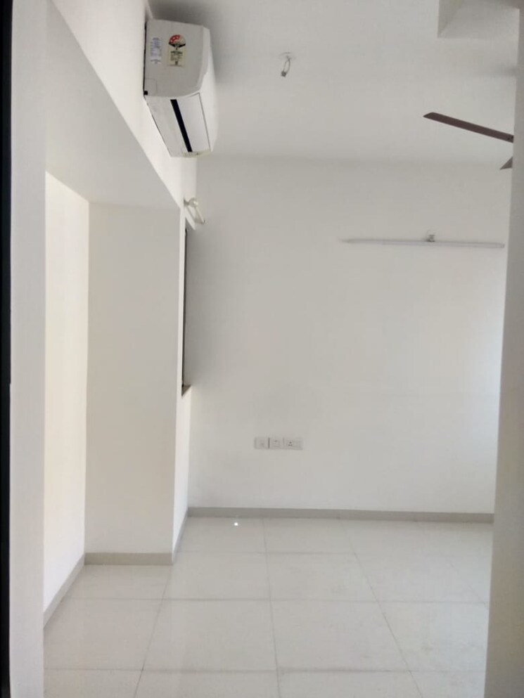 Room, lodha-splendora 3 Bedroom 1124 Sq.Ft. Apartment In Ghodbunder Road Thane 7921296