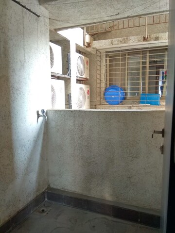 Furnished Amenities in 3 BHK Apartment at Lodha Splendora, Ghodbunder Road – for Sale