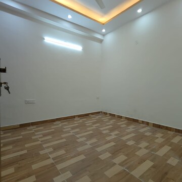 Room in 1 BHK Apartment at Royal Nest Malad West, Malad West – for Rent