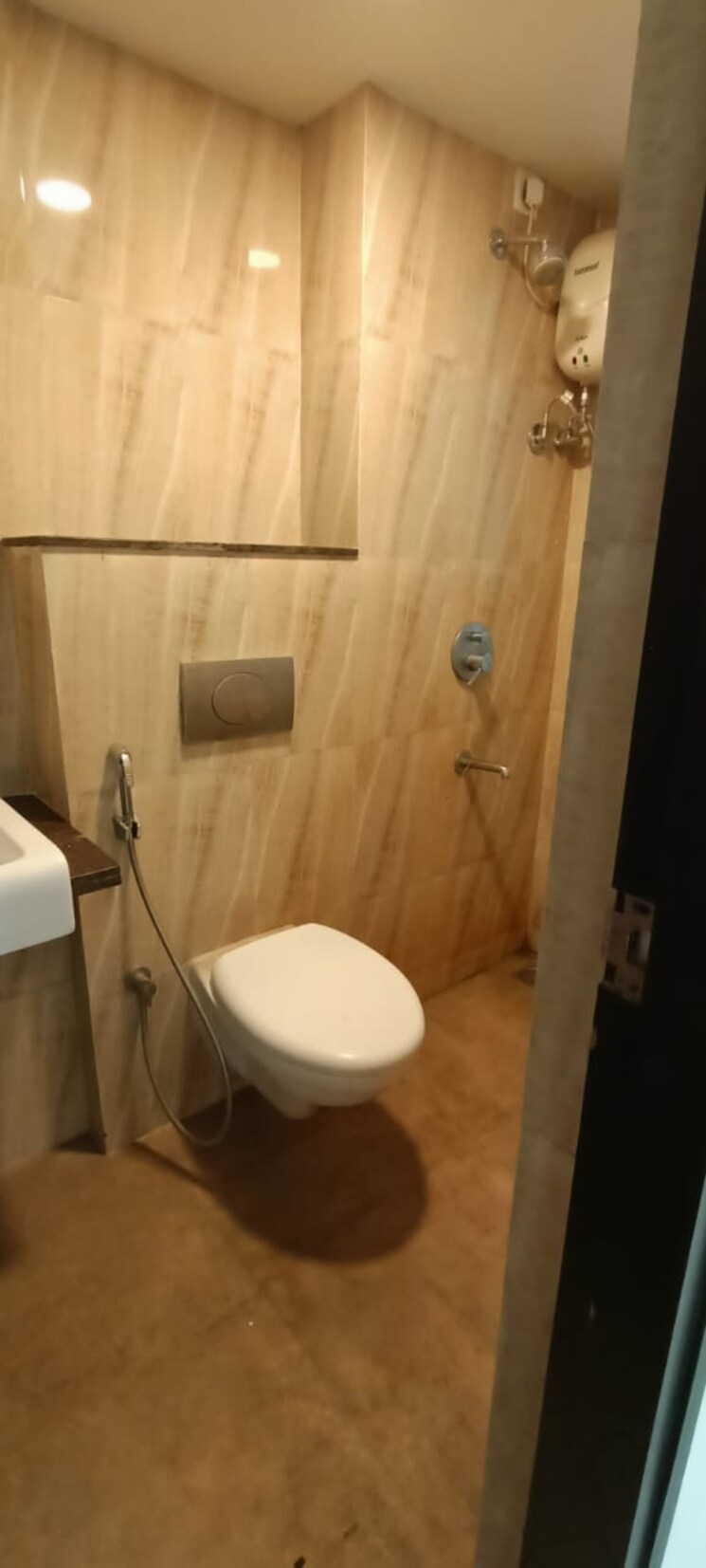 Bathroom, lodha-amara 1 Bedroom 472 Sq.Ft. Apartment In Kolshet Road Thane 7921369