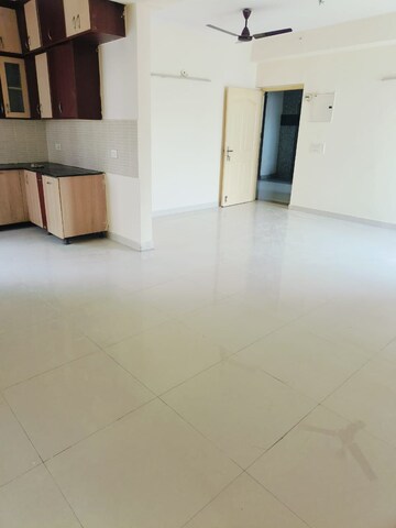Room in 2 BHK Apartment at Aims Golf City, Sector 75 – for Rent