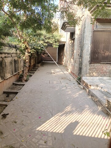 Balcony in 6+ BHK Independent House at Govind Nagar – for Sale
