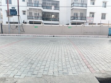 Master Bedroom in 6+ BHK Independent House at Govind Nagar – for Sale