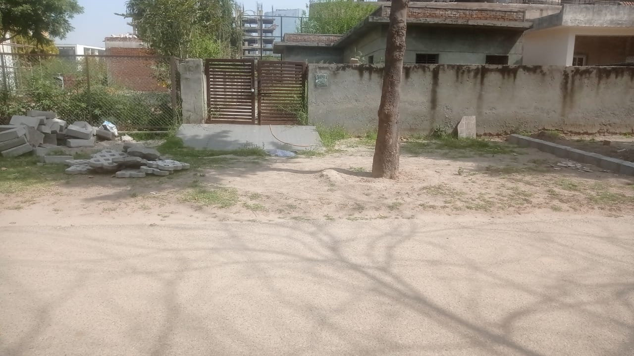 Plot For Sale in RWA Apartments Sector 51