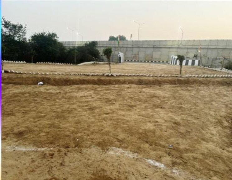 undefined, gadpuri Commercial Industrial Plot 1558 Sq.Yd. In Gadpuri Palwal 7921482